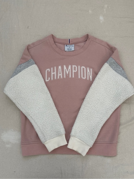 Champion Sweaters - Champion Heritage Sherpa Sleeve Block Logo Crewneck Sweatshirt Pink Medium